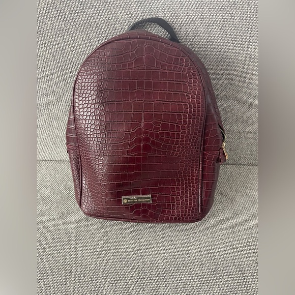 Bellevue Collection Burgundy Croc-Embossed Handbag- NWOT - Picture 1 of 16